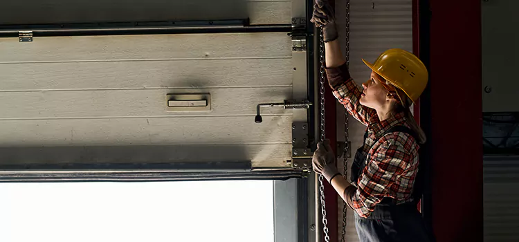 Addressing Common Garage Door Stoppage Issues in Eastmont, WA