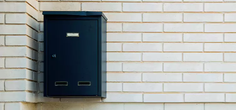 Mailbox Lock Repair Eastmont